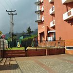 Coolborn Apartment