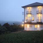 Tranquil Villa - Stunning Views With Free Breakfast