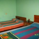 A & D Holiday Inn