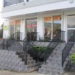 Shinic Holiday Inn