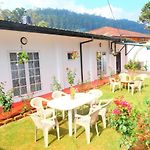 Hillside Cottages By Deco