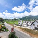 Thilina Hotel