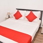 Oyo 430 The Turf Villa