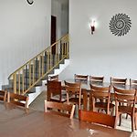 Oyo 537 Royal Bungalow