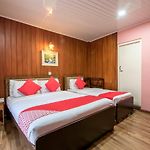 Oyo 577 Green Garden Hotel