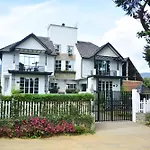 Unique Cottages