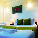 Hotel Vishmi's Rest