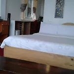 Homestay Woods Hut Nuwara Eliya