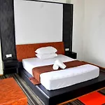 H2O Lakeside Hotel Nuwara Eliya