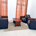 Highland Breeze Hotel