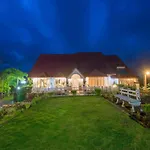 Floating Mountain Villa