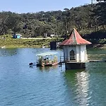 Hotel Vishmi's Rest Nuwara Eliya