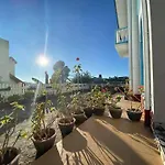 Vibe Way Guest house