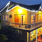 Hill View Bungalow Inn