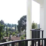 The Teak By Lakbima Apartment *