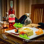 Hotel Highland Breeze 3*