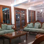 Royal Hills