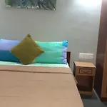 Hotel Vishmi's Rest
