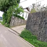 Green Cottage *