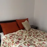 Little England By Regus Hotel