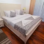 The Wind Lily - View Luxury Apartment Nuwara Eliya