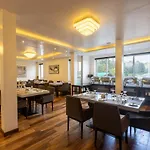 Hotel Grand Turf