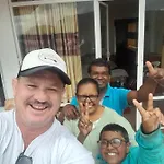 Woods Hut Homestay Nuwara Eliya