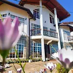 Misthill Rest - Lavish Hotel Nuwara Eliya