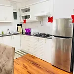 Grand Winterberry - Lake View Luxury Residence