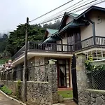 Grand Cottage