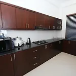 Apartment Avenue *