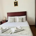Galway Green - Lake View Luxury Apartment, Nuwara Eliya Sri Lanka