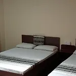 Thuvaraga Guest house
