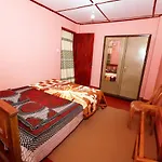 Holiday Guest In Nuwara Eliya
