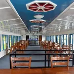 H2O Boat House Nuwara Eliya