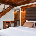 Jl Grand Hotel