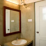 Lilys Nuwaraeliya 3*