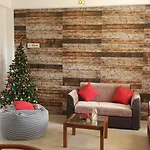 Shalom Homestay