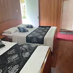 Guest house Happy Trust Happy 3*