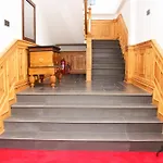 Twin Villa Red