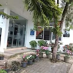 American Star Hotel- Nuwaraeliya Nuwara Eliya