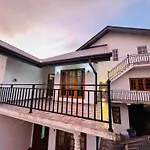 Hilltop Homestay Nuwara Eliya