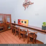 Homestay Clifton Manor Luxury Boutique *