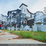 Homestay Clifton Manor Luxury Boutique *
