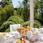 Scottish Planter Bungalow- Thema Collection