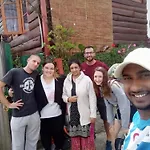 20/20 Wood Homestay