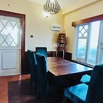 Portswood Luxury Bungalow Nuwaraeliya