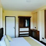 Portswood Luxury Bungalow Nuwaraeliya