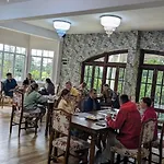 Trevene Colonial Hotel Nuwara Eliya