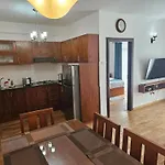 Ridge Rest, Apartment *